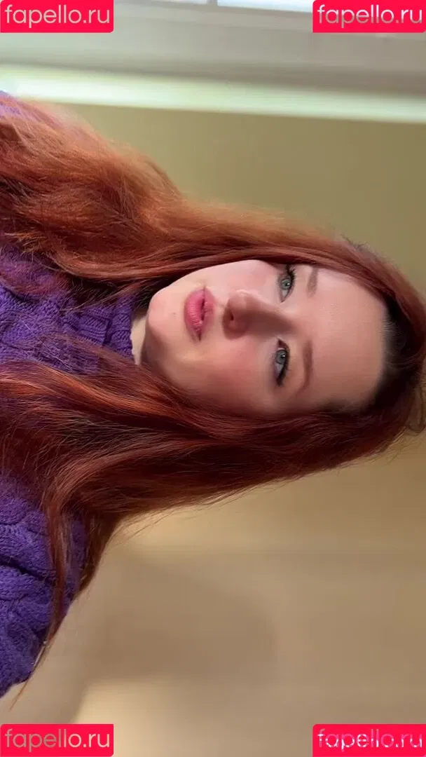 Elle Mae / eastern_eu_baby / ellexaus / https: Onlyfans Photo Gallery 