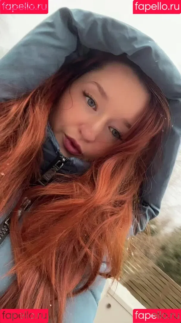 Elle Mae / eastern_eu_baby / ellexaus / https: Onlyfans Photo Gallery 