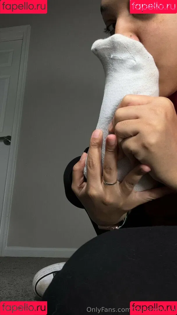 solesbyluna / solesbylunaa Onlyfans Photo Gallery 