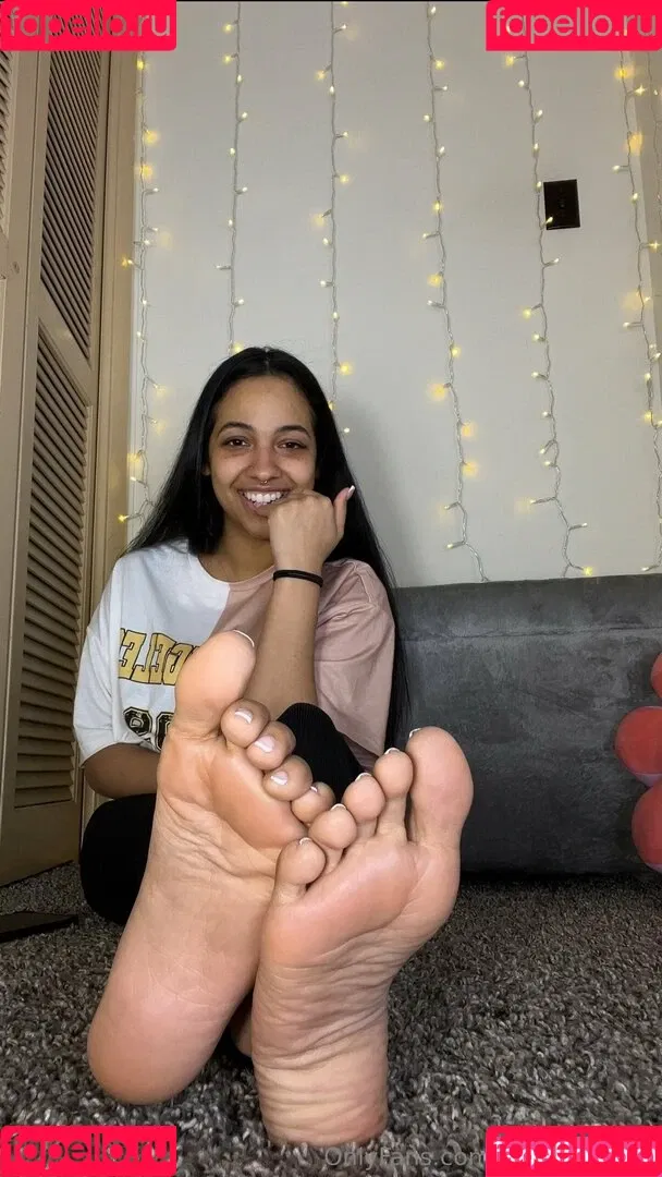 solesbyluna / solesbylunaa Onlyfans Photo Gallery 