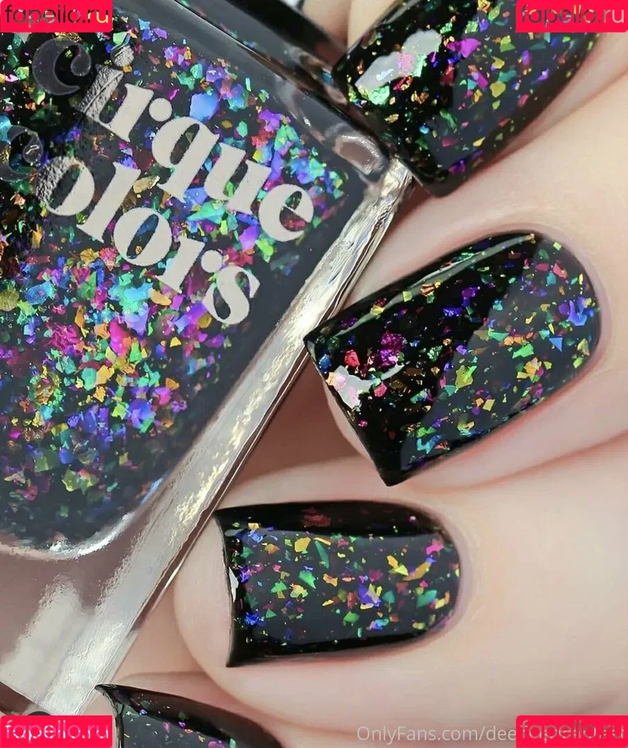 deedeericanfeet / deeedeeerican Onlyfans Photo Gallery 