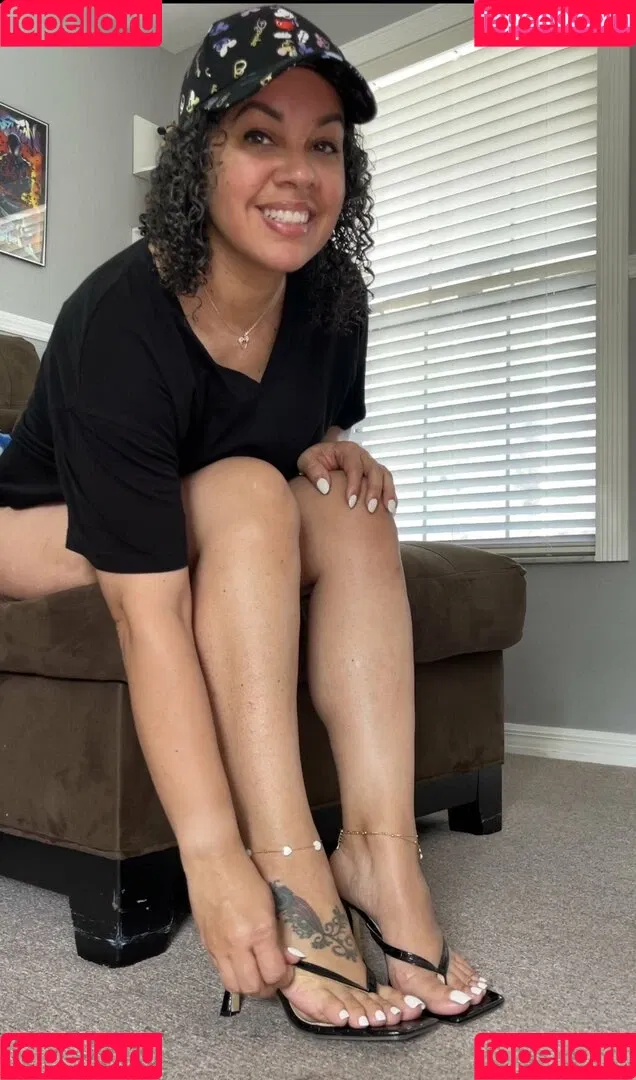 deedeericanfeet / deeedeeerican Onlyfans Photo Gallery 