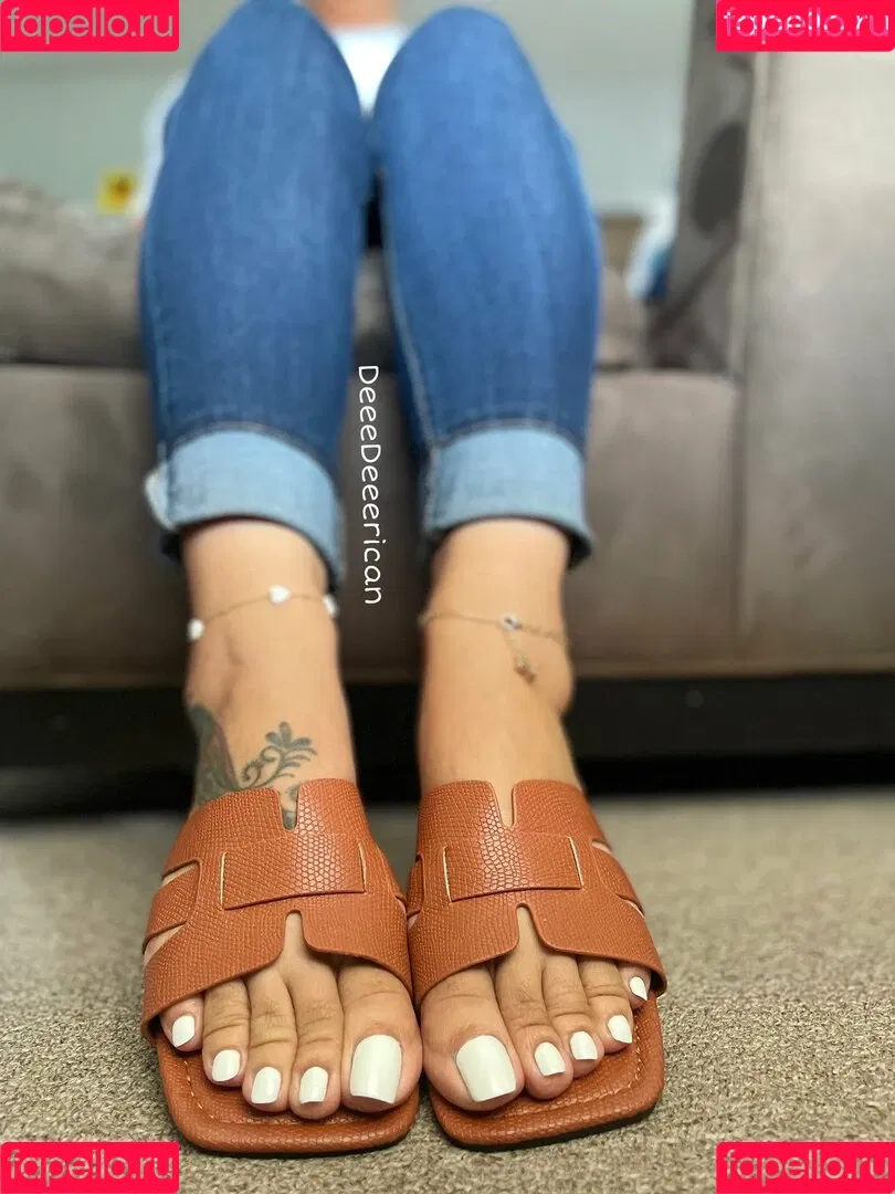 deedeericanfeet / deeedeeerican Onlyfans Photo Gallery 