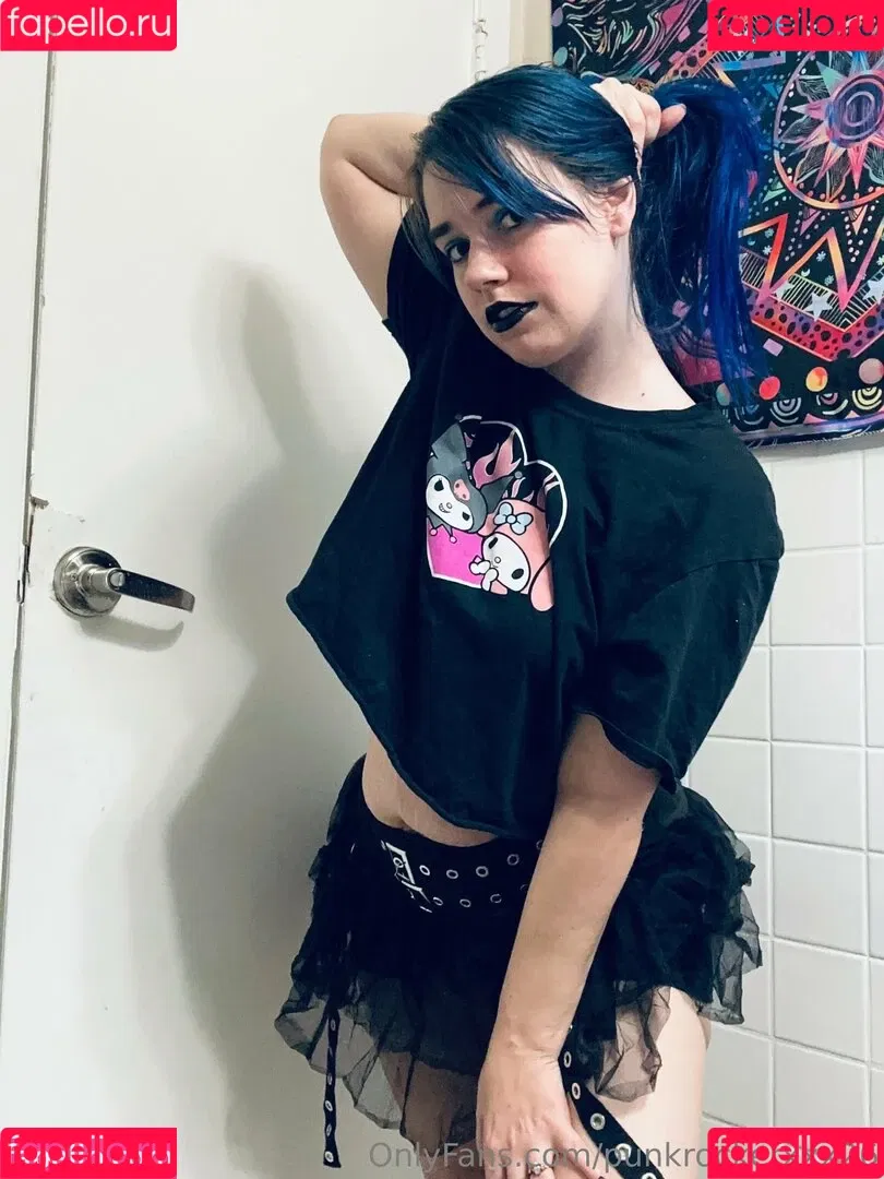 punkrockerxxx26 Onlyfans Photo Gallery 