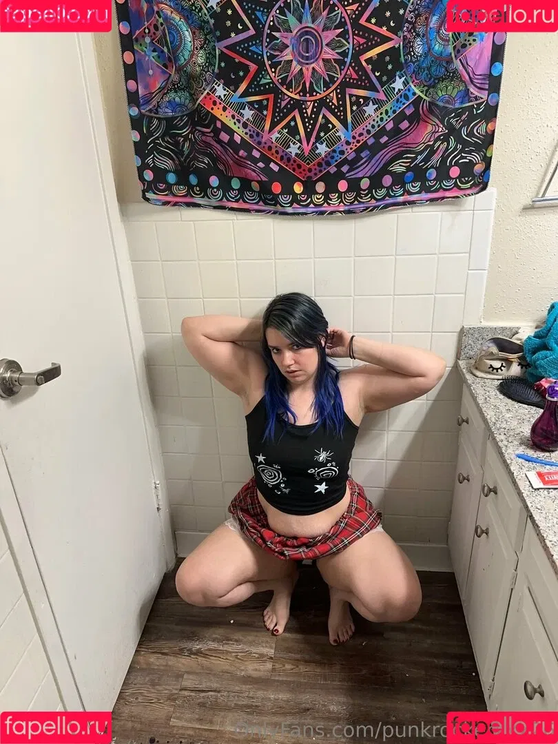 punkrockerxxx26 Onlyfans Photo Gallery 