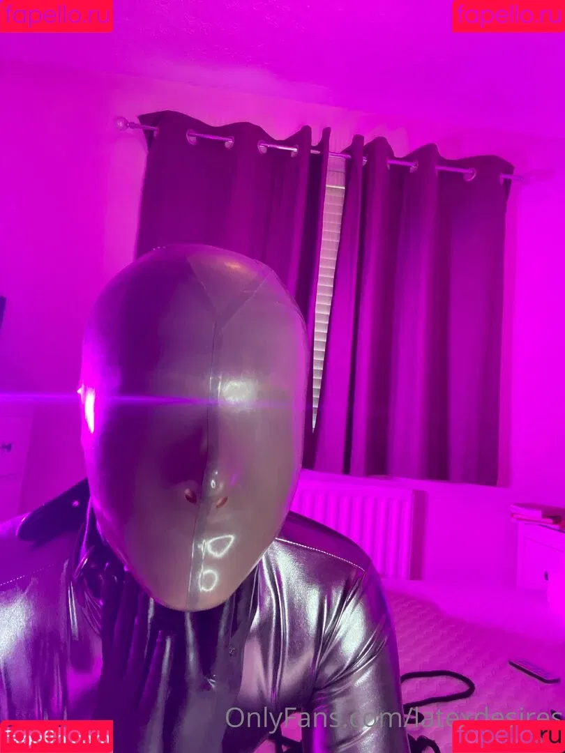 latexdesire_label / latexdesires Onlyfans Photo Gallery 