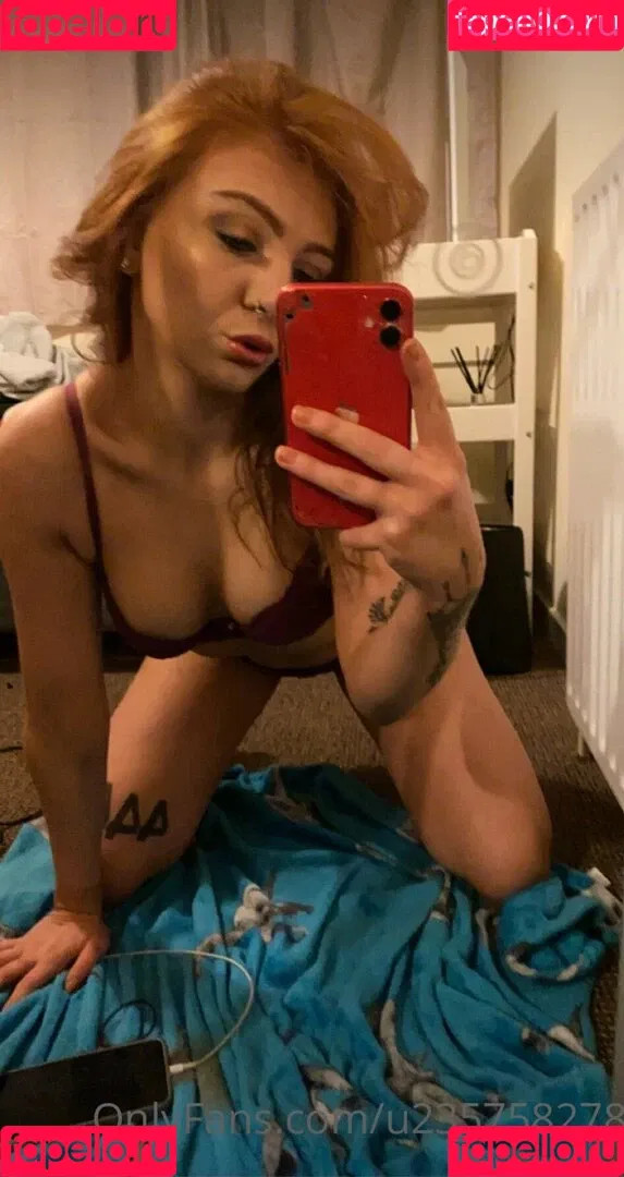 Lois Fleming / loisflemingxx / xloisfleming Onlyfans Photo Gallery 