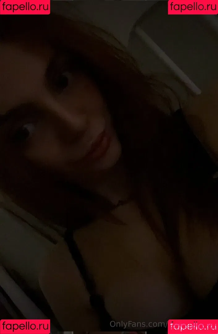 Lois Fleming / loisflemingxx / xloisfleming Onlyfans Photo Gallery 