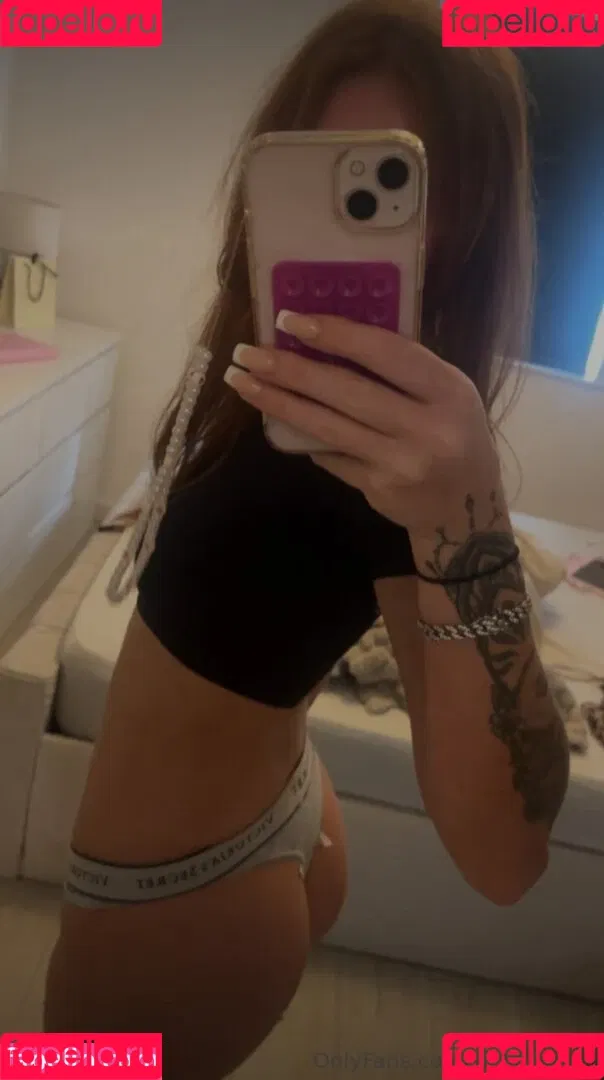 Lois Fleming / loisflemingxx / xloisfleming Onlyfans Photo Gallery 