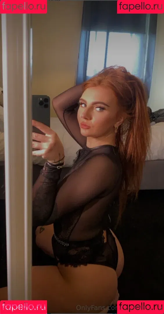 Lois Fleming / loisflemingxx / xloisfleming Onlyfans Photo Gallery 