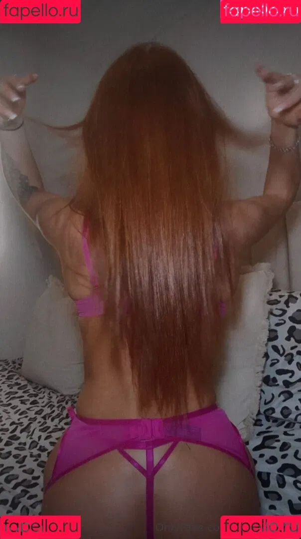 Lois Fleming / loisflemingxx / xloisfleming Onlyfans Photo Gallery 