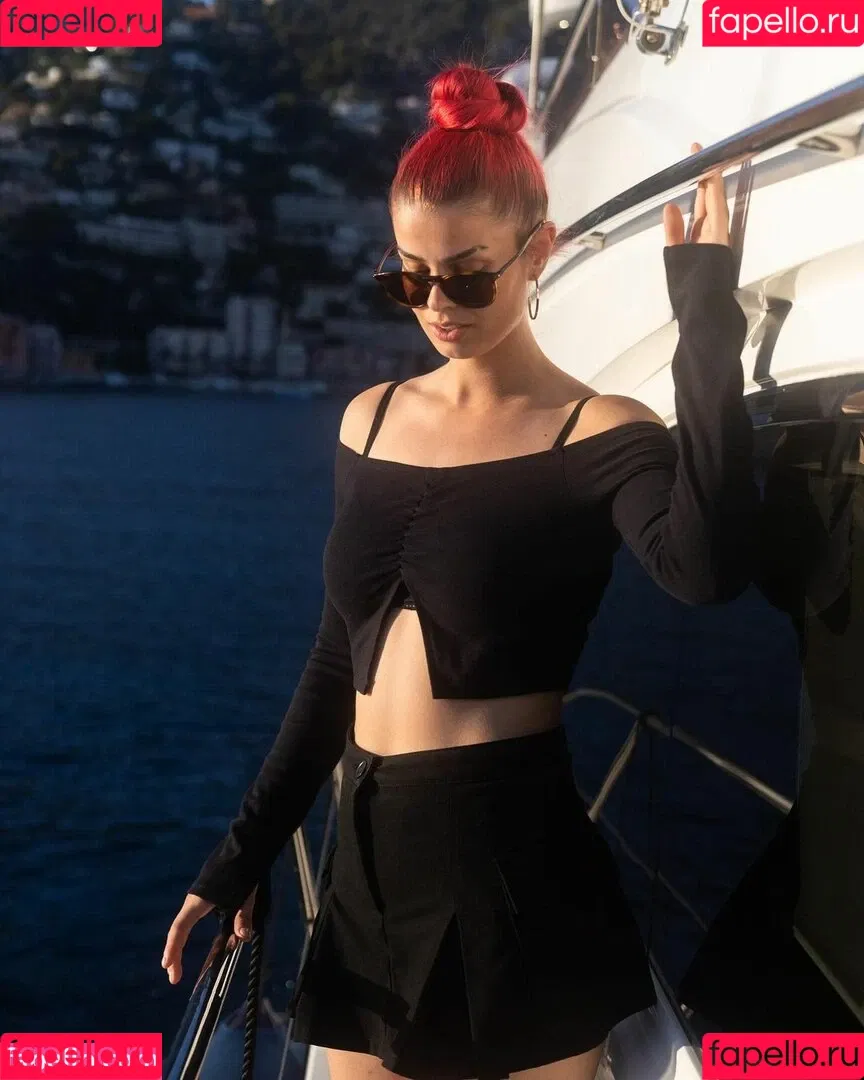 AnnaGazanis / anna.gazanis Onlyfans Photo Gallery 