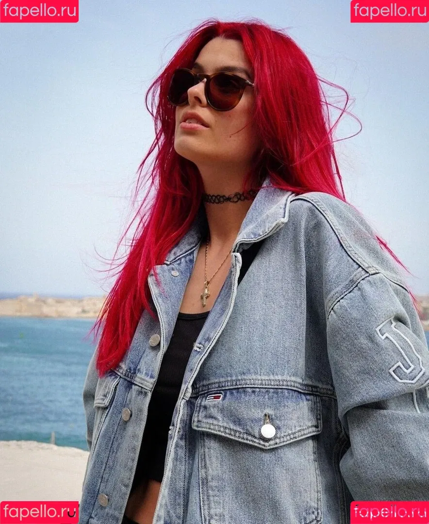 AnnaGazanis / anna.gazanis Onlyfans Photo Gallery 