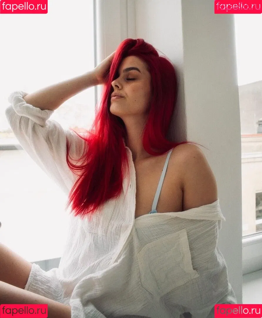 AnnaGazanis / anna.gazanis Onlyfans Photo Gallery 