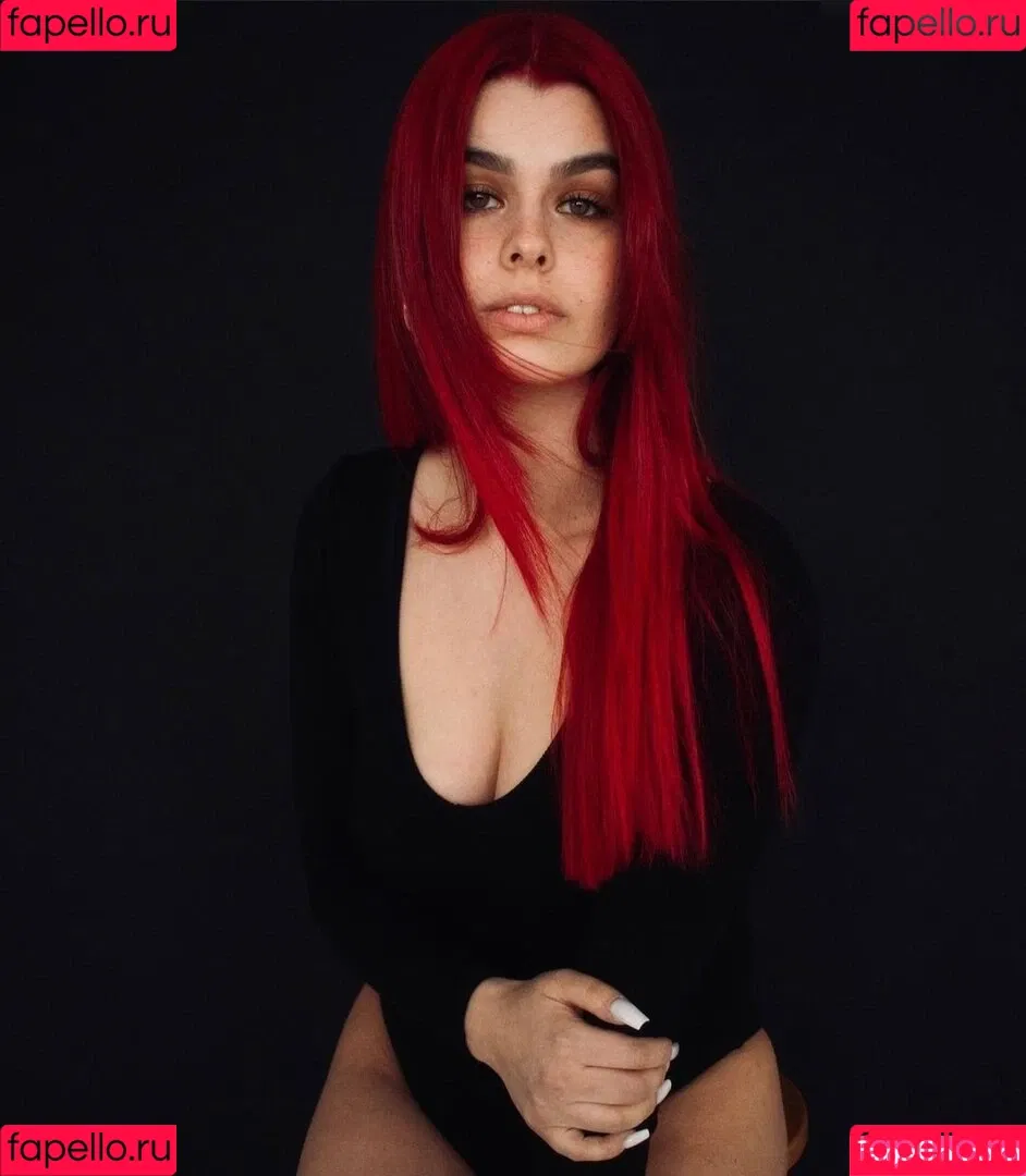 AnnaGazanis / anna.gazanis Onlyfans Photo Gallery 