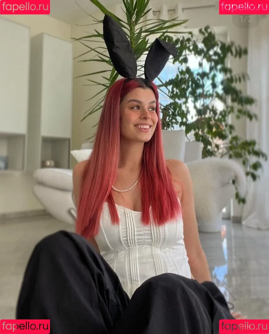 AnnaGazanis / anna.gazanis Onlyfans Photo Gallery 