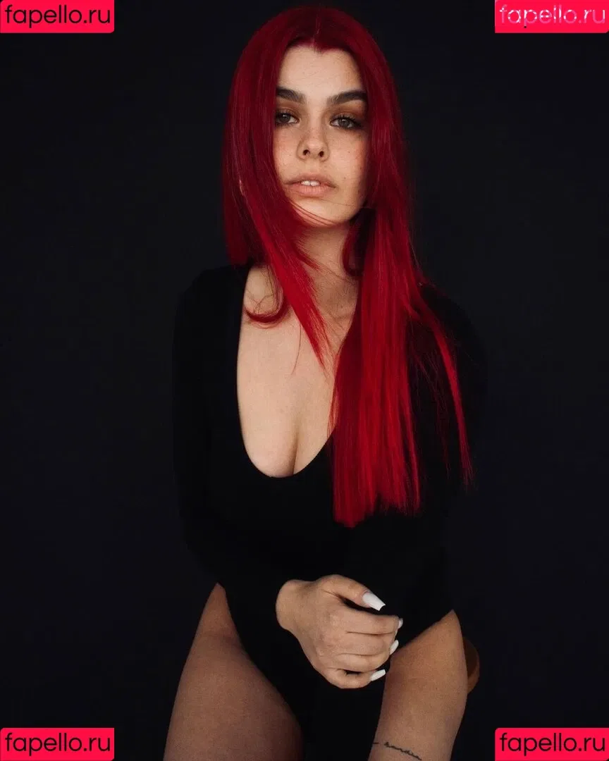 AnnaGazanis / anna.gazanis Onlyfans Photo Gallery 