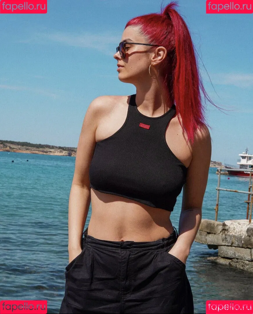 AnnaGazanis / anna.gazanis Onlyfans Photo Gallery 