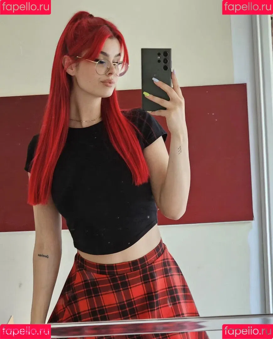 AnnaGazanis / anna.gazanis Onlyfans Photo Gallery 