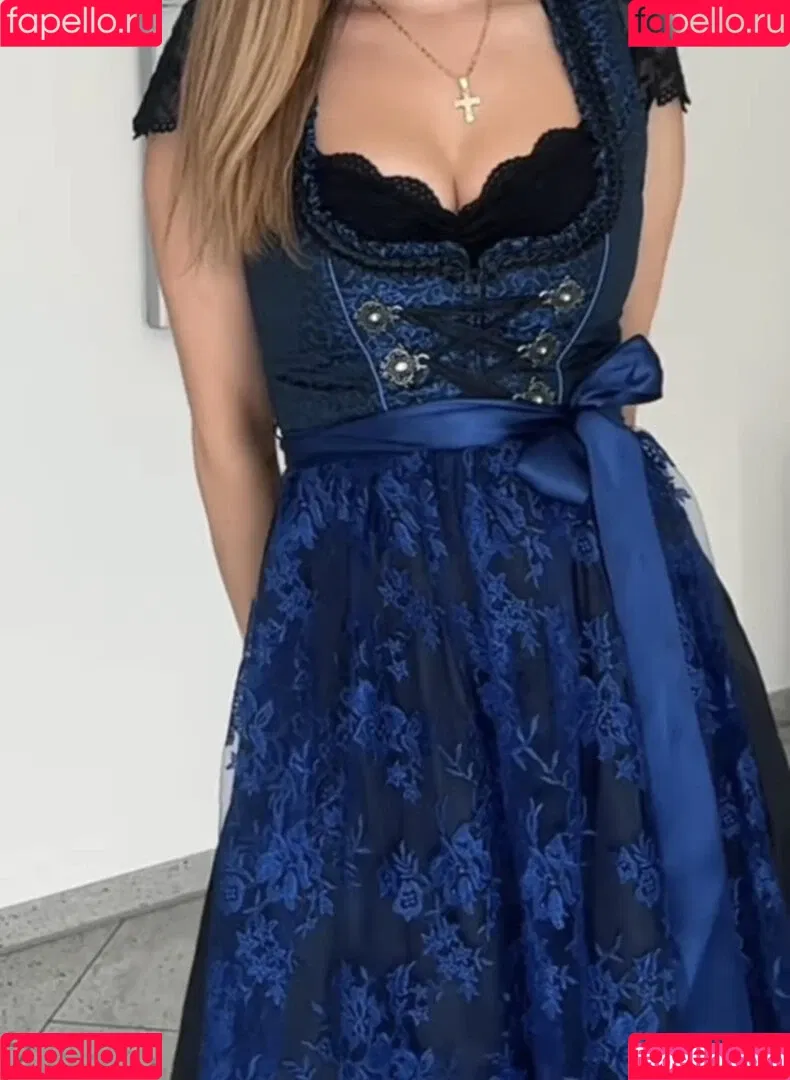 AnnaGazanis / anna.gazanis Onlyfans Photo Gallery 