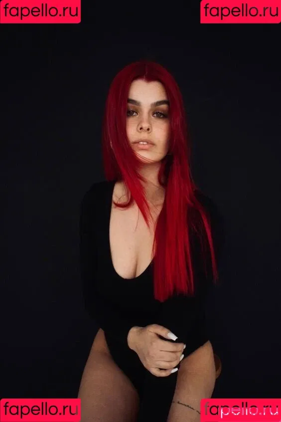 AnnaGazanis / anna.gazanis Onlyfans Photo Gallery 