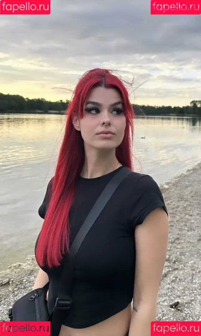 AnnaGazanis / anna.gazanis Onlyfans Photo Gallery 