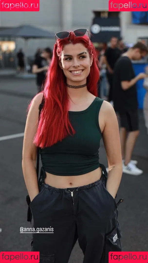 AnnaGazanis / anna.gazanis Onlyfans Photo Gallery 