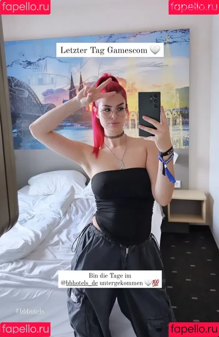 AnnaGazanis / anna.gazanis Onlyfans Photo Gallery 