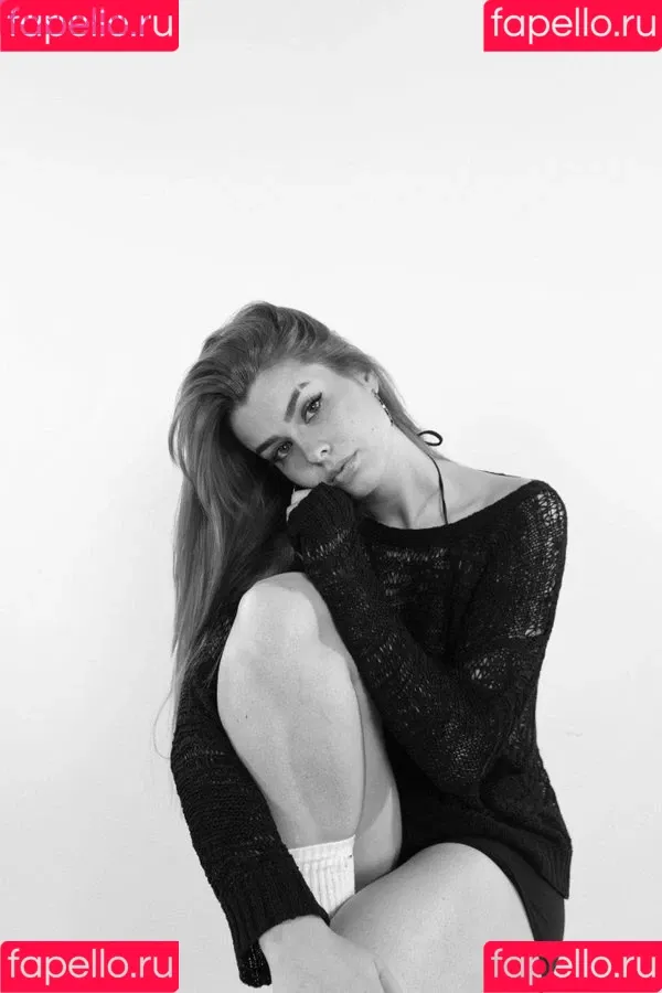 AnnaGazanis / anna.gazanis Onlyfans Photo Gallery 