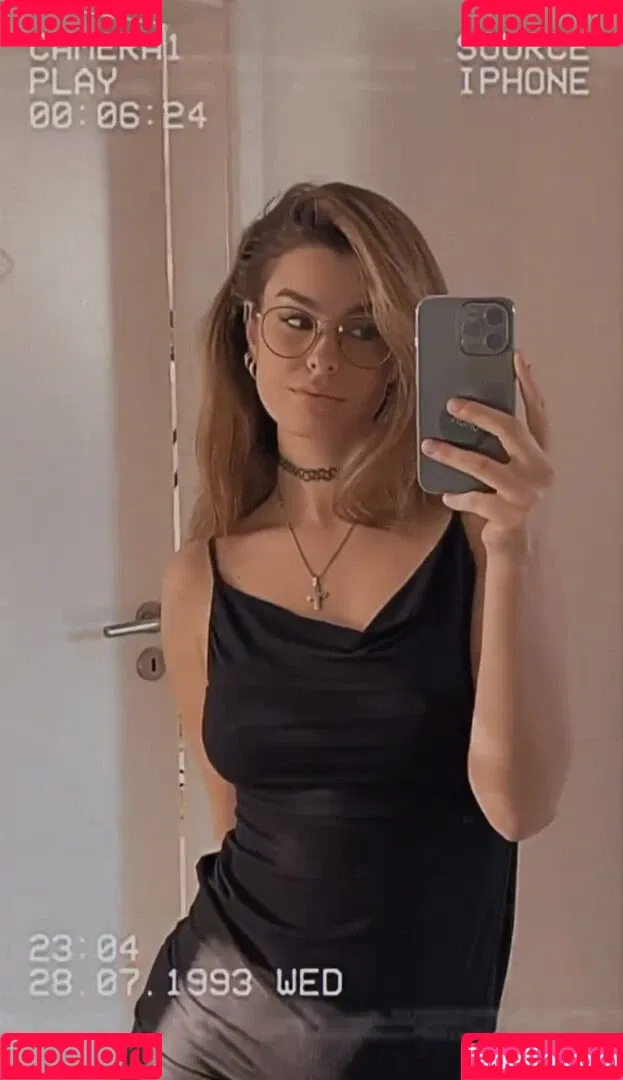 AnnaGazanis / anna.gazanis Onlyfans Photo Gallery 