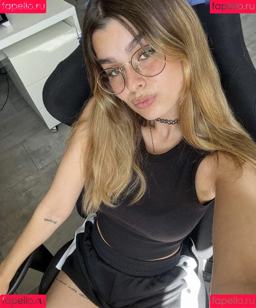 AnnaGazanis / anna.gazanis Onlyfans Photo Gallery 