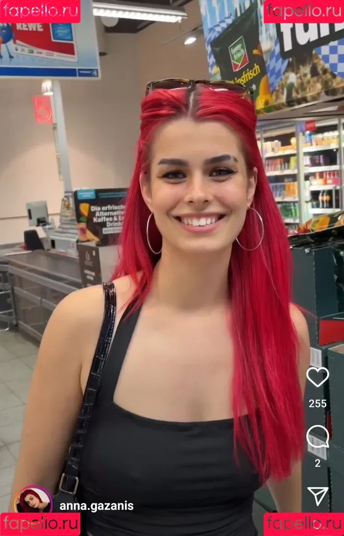 AnnaGazanis / anna.gazanis Onlyfans Photo Gallery 