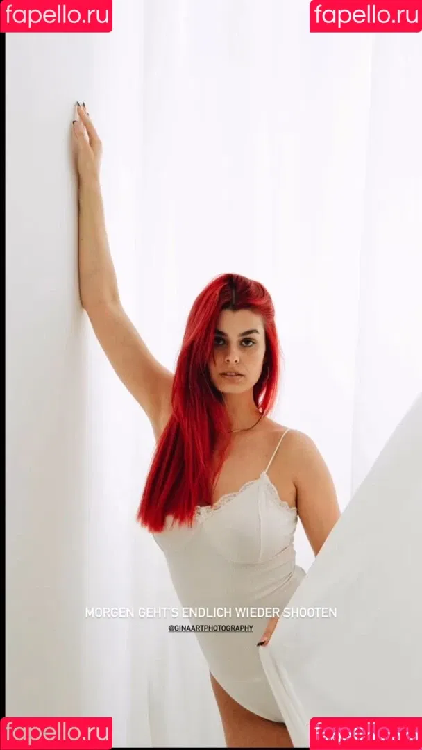 AnnaGazanis / anna.gazanis Onlyfans Photo Gallery 