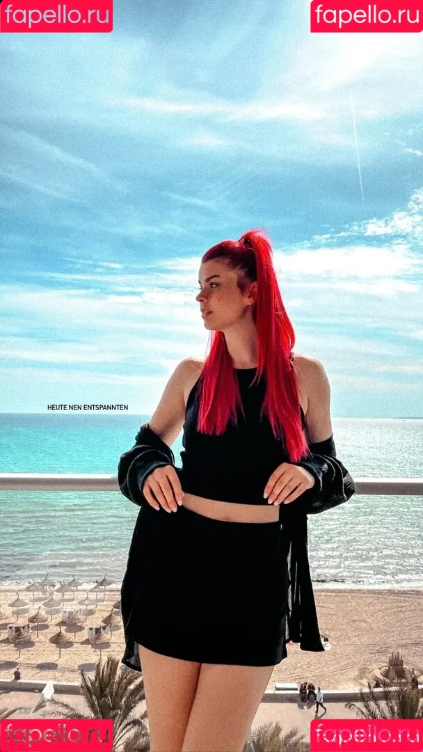 AnnaGazanis / anna.gazanis Onlyfans Photo Gallery 