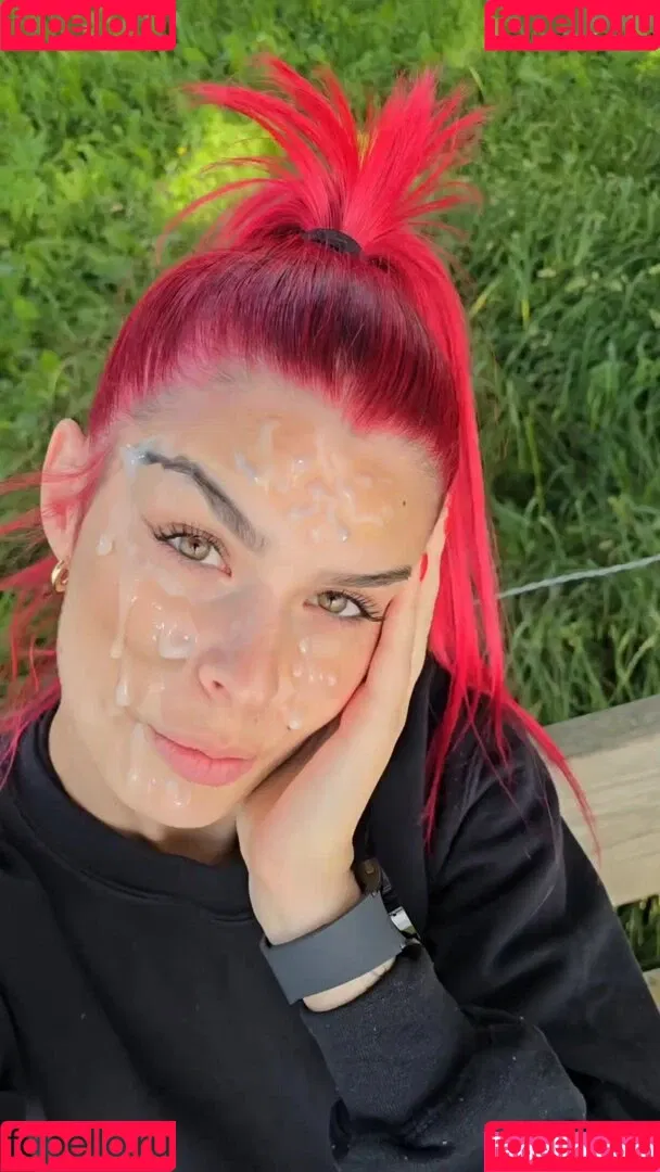 AnnaGazanis / anna.gazanis Onlyfans Photo Gallery 