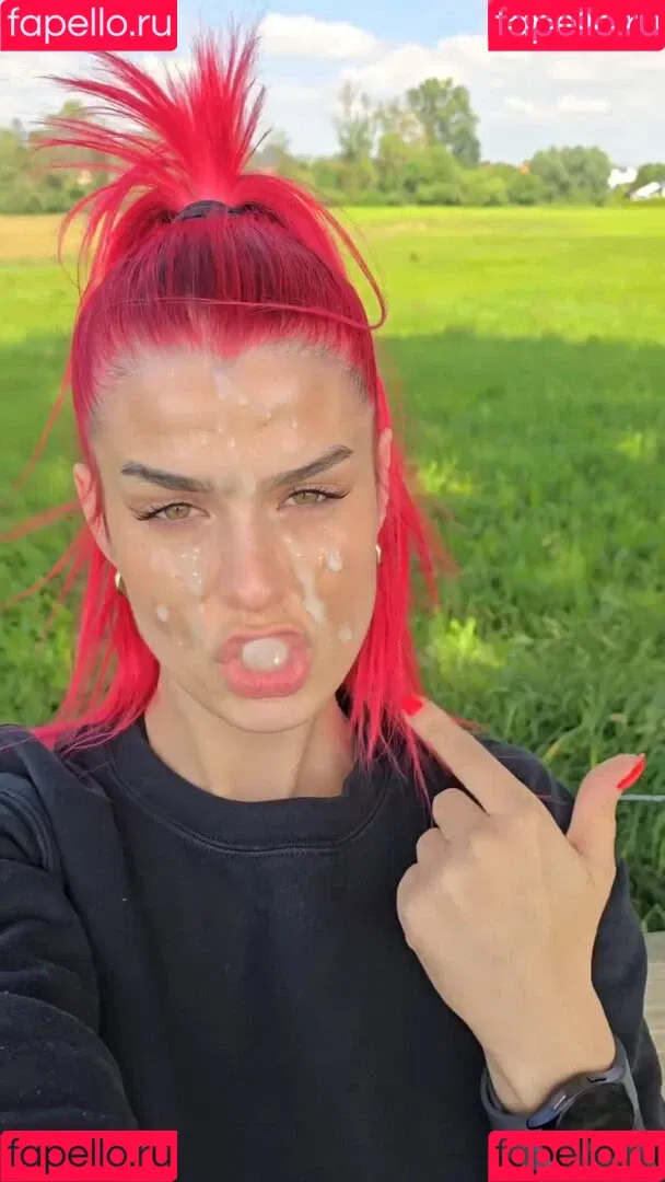 AnnaGazanis / anna.gazanis Onlyfans Photo Gallery 