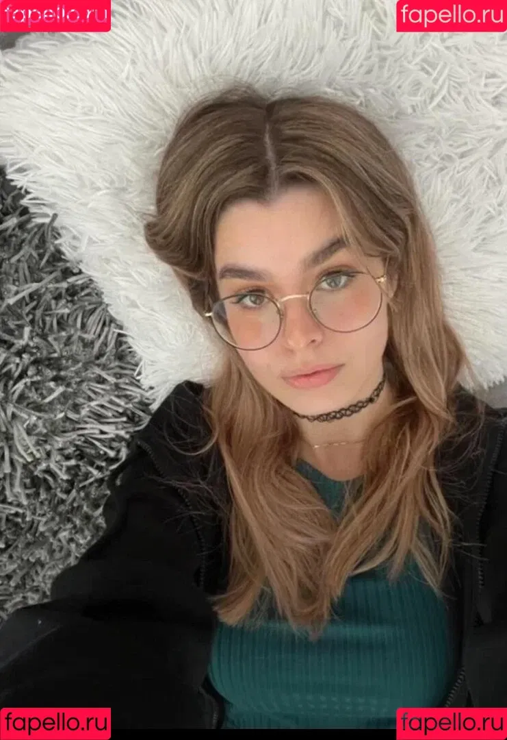 AnnaGazanis / anna.gazanis Onlyfans Photo Gallery 