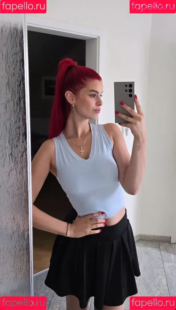 AnnaGazanis / anna.gazanis Onlyfans Photo Gallery 