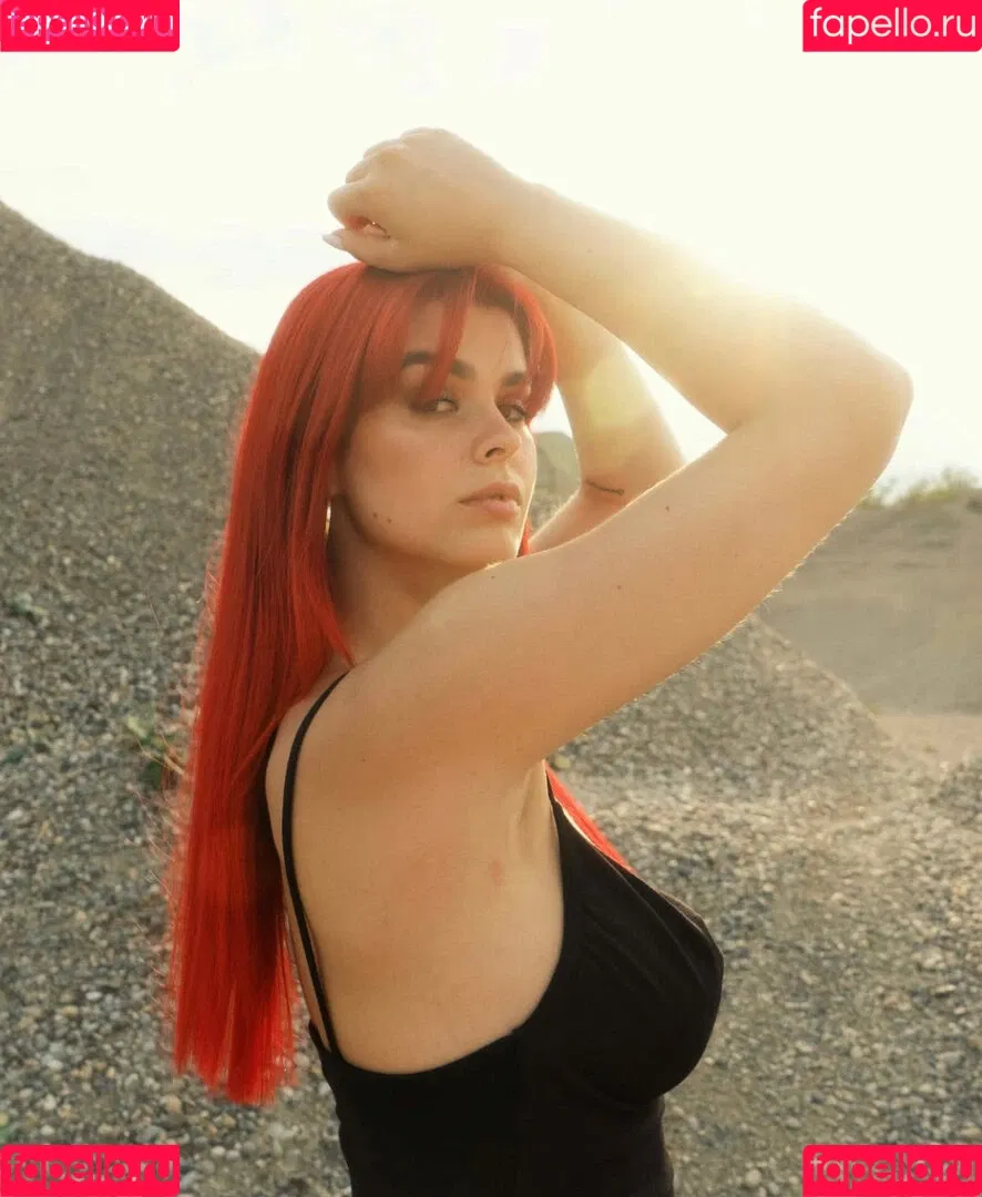 AnnaGazanis / anna.gazanis Onlyfans Photo Gallery 