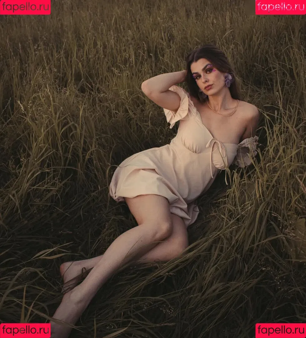 AnnaGazanis / anna.gazanis Onlyfans Photo Gallery 