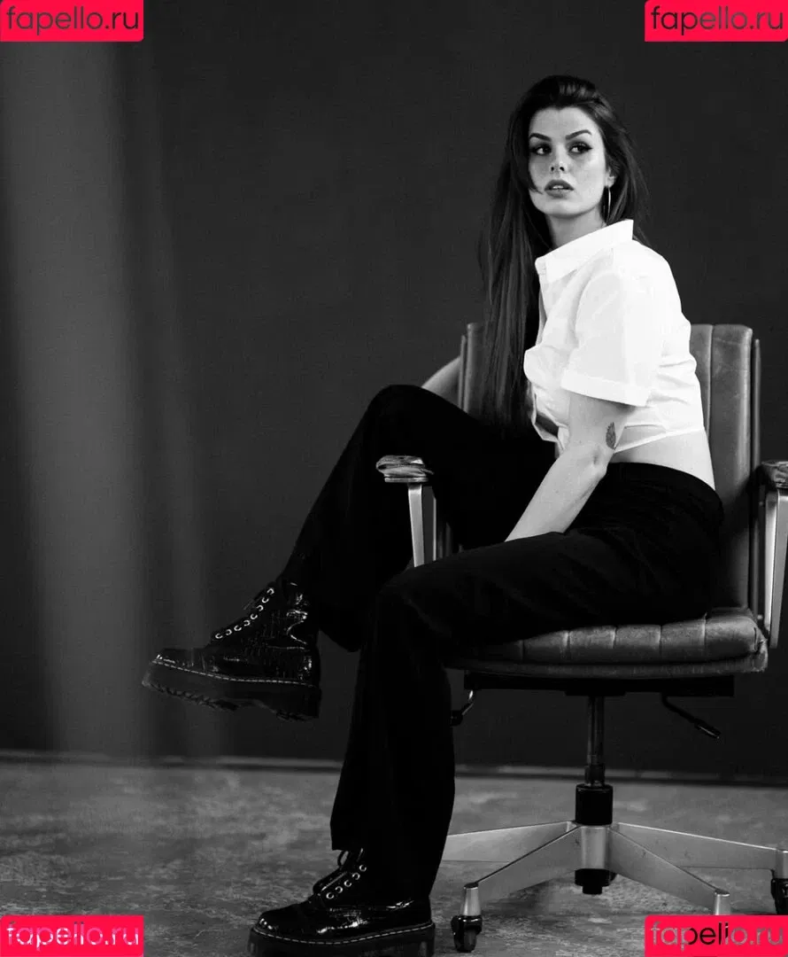 AnnaGazanis / anna.gazanis Onlyfans Photo Gallery 