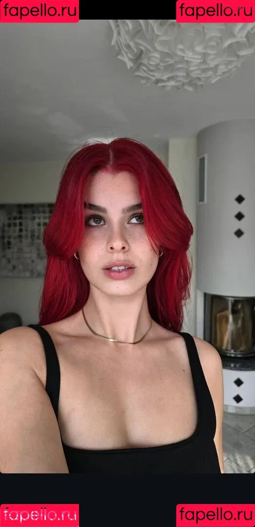 AnnaGazanis / anna.gazanis Onlyfans Photo Gallery 