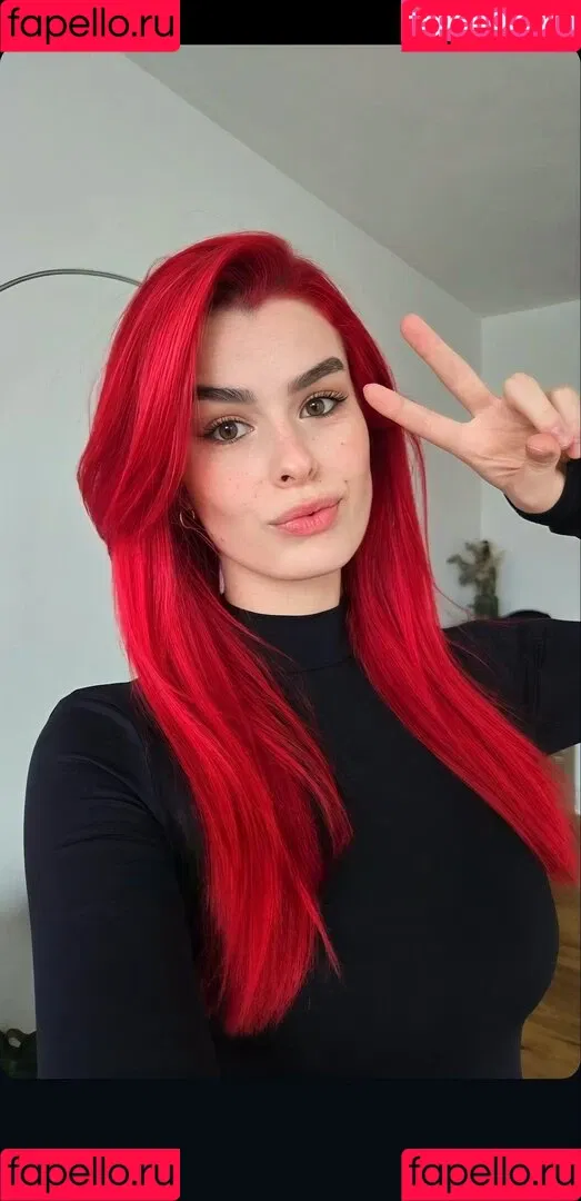 AnnaGazanis / anna.gazanis Onlyfans Photo Gallery 