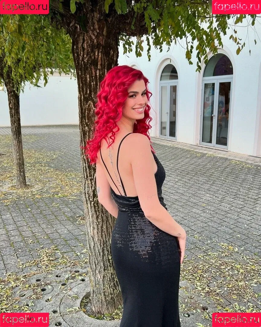 AnnaGazanis / anna.gazanis Onlyfans Photo Gallery 