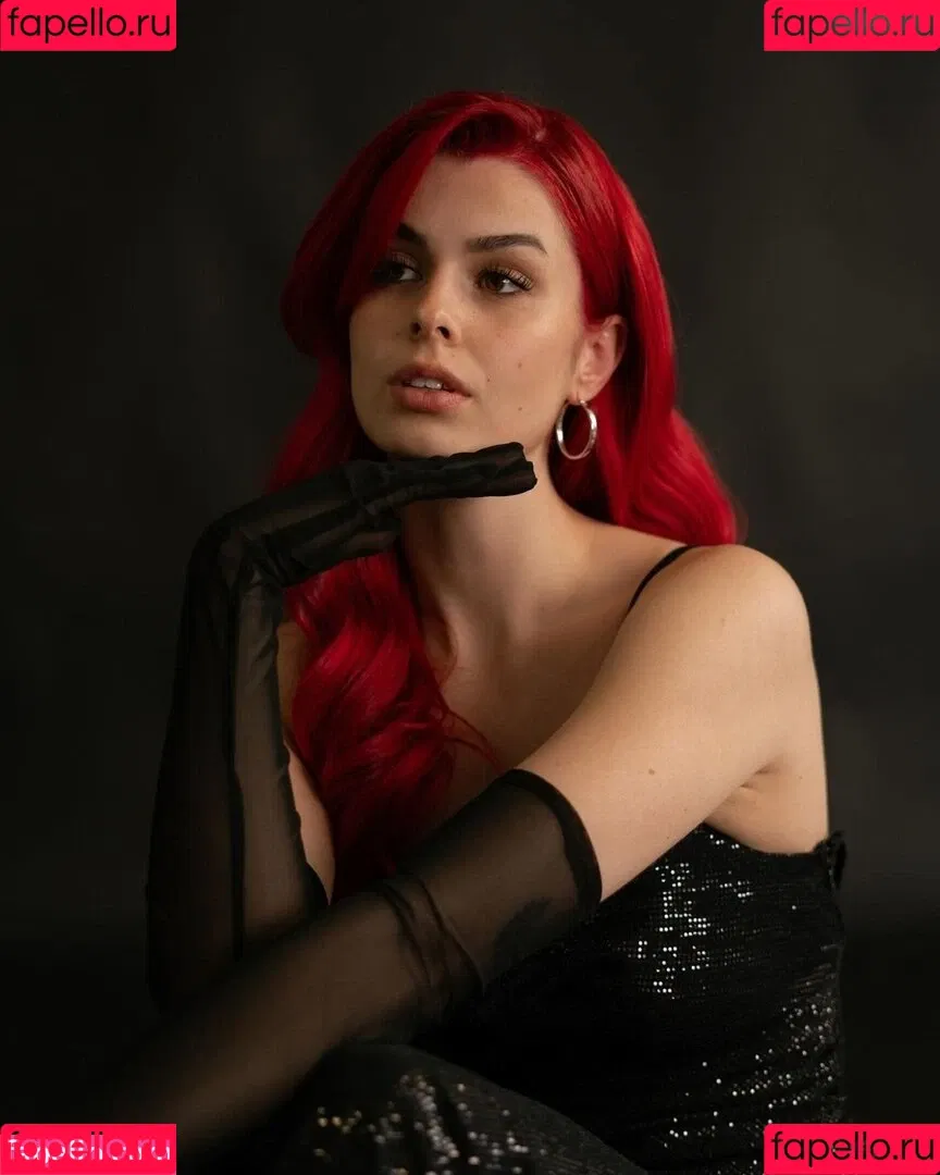 AnnaGazanis / anna.gazanis Onlyfans Photo Gallery 