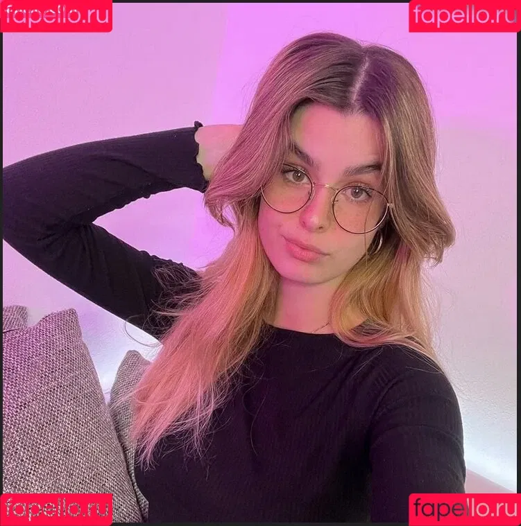 AnnaGazanis / anna.gazanis Onlyfans Photo Gallery 