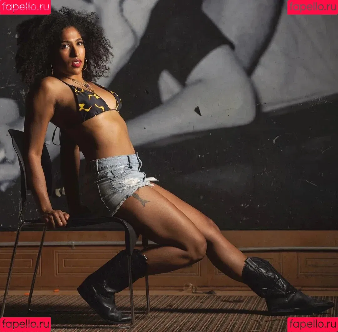 Marti Belle / MartiBelle / allysinkay / marti.belle Onlyfans Photo Gallery 