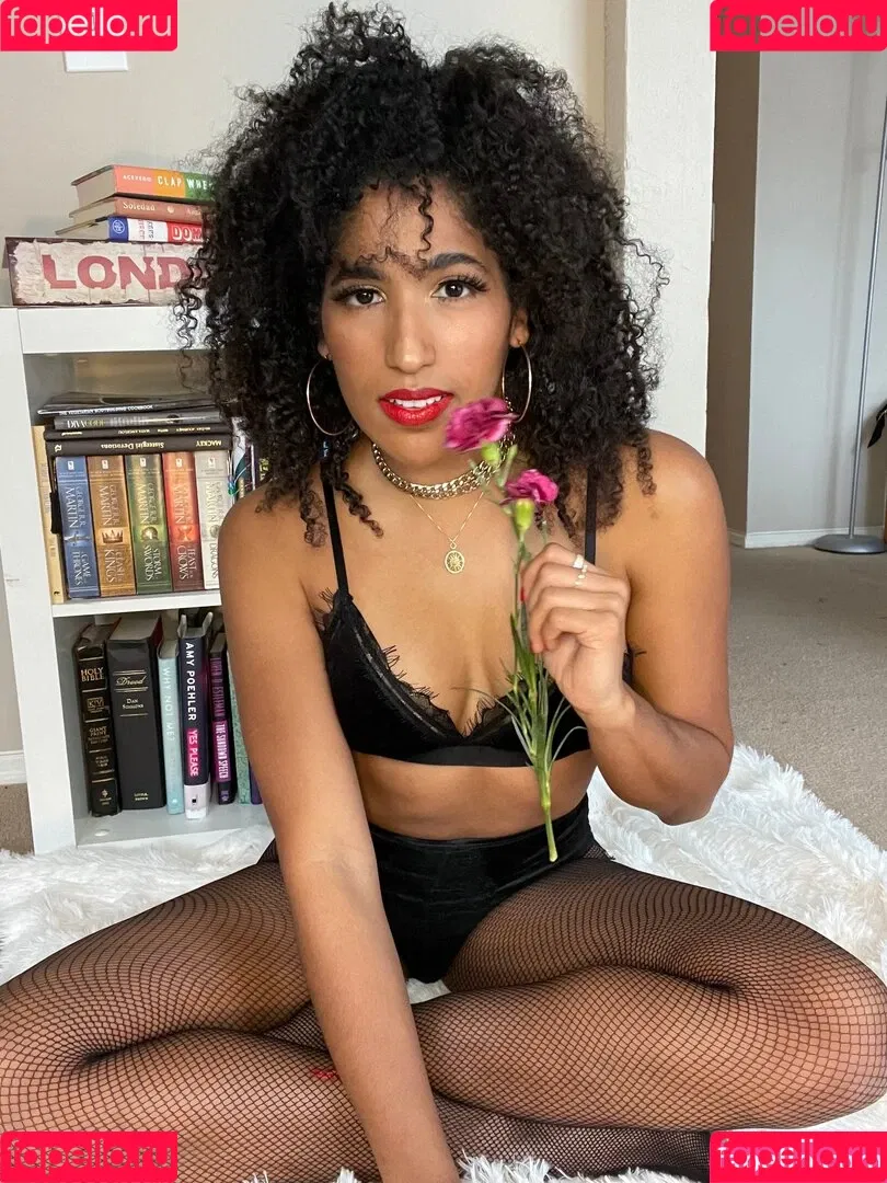 Marti Belle / MartiBelle / allysinkay / marti.belle Onlyfans Photo Gallery 