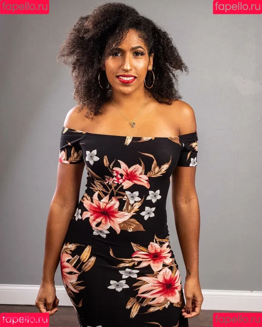 Marti Belle / MartiBelle / allysinkay / marti.belle Onlyfans Photo Gallery 