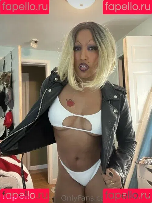 Marti Belle / MartiBelle / allysinkay / marti.belle Onlyfans Photo Gallery 